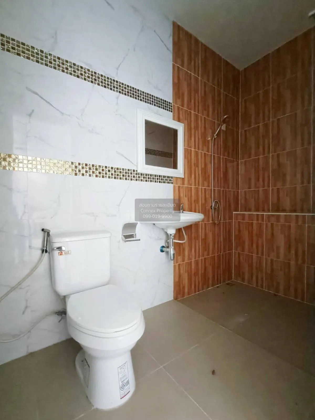 For Sale Townhouse/Townhome  , Pasiri Tara 5 , nice view , Phai T