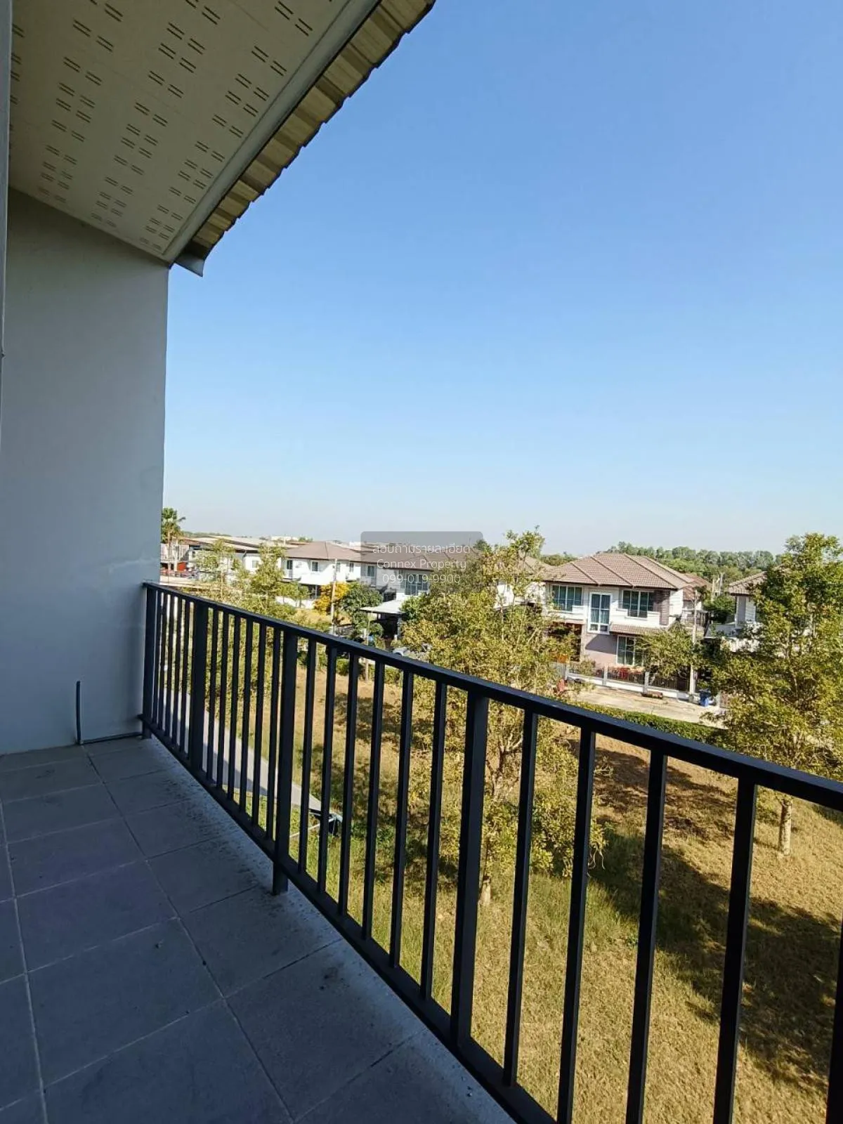 For Sale Townhouse/Townhome  , Pasiri Tara 5 , nice view , Phai T