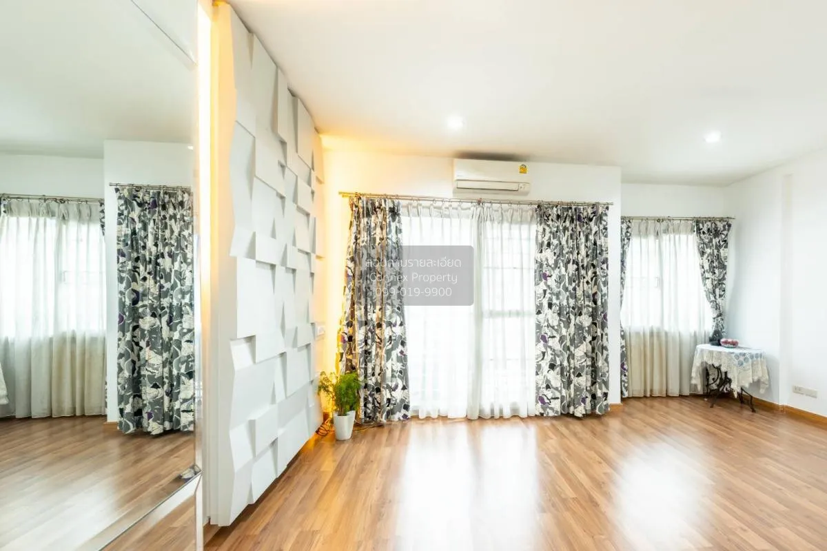 For Sale Townhouse/Townhome  , Autumn Residence , newly renovated