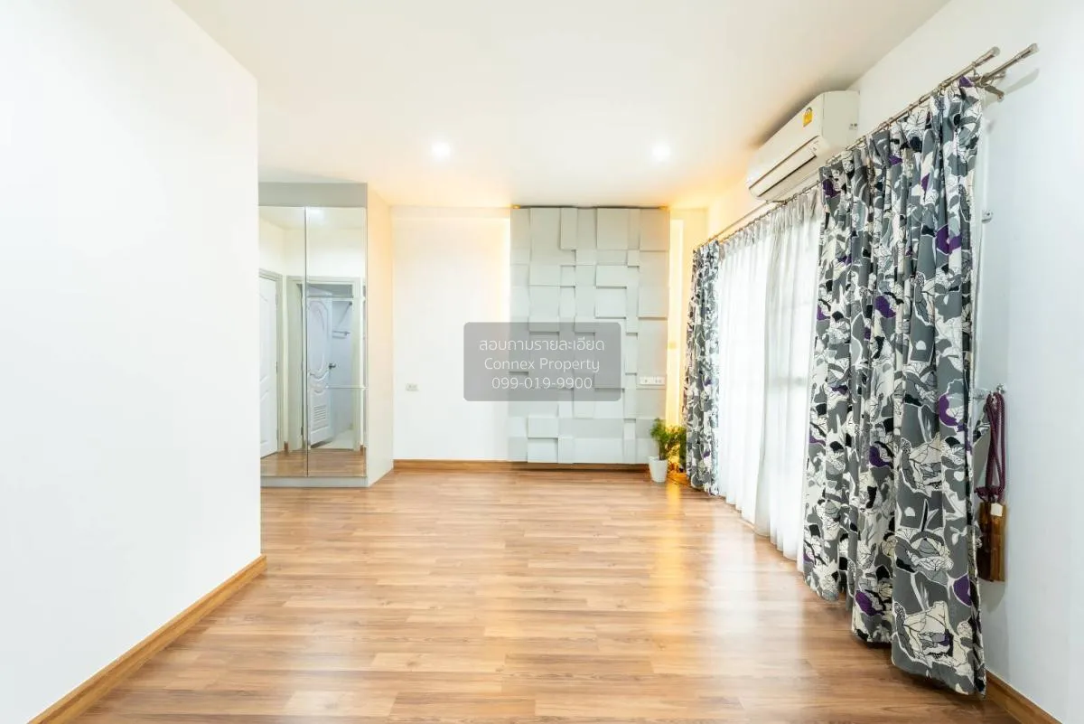 For Sale Townhouse/Townhome  , Autumn Residence , newly renovated