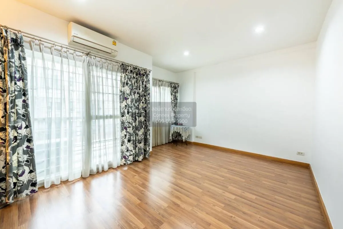 For Sale Townhouse/Townhome  , Autumn Residence , newly renovated