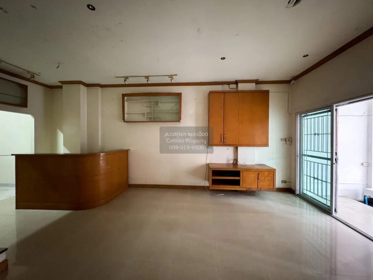 ขายทาวน์เฮ้าส์/ทาวน์โฮม  ซิตี้ พาร์ค พัฒนาการ 38 ชั้นสูง สวนหลวง 