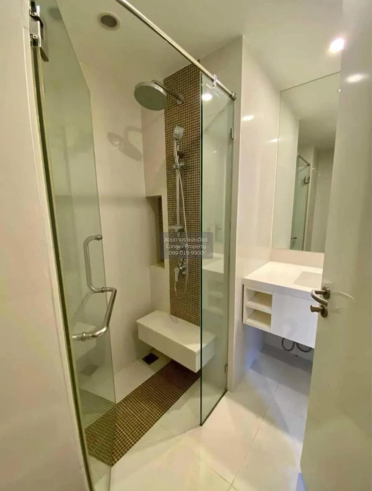 เช่าคอนโด  โคเรสซิโอ สาทร - พิพัฒน์ BTS-ช่องนนทรี สีลม เขต บางรัก