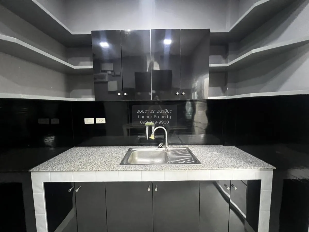 For Sale Townhouse/Townhome  , Vista Park Sathorn - Pinklao , Ban