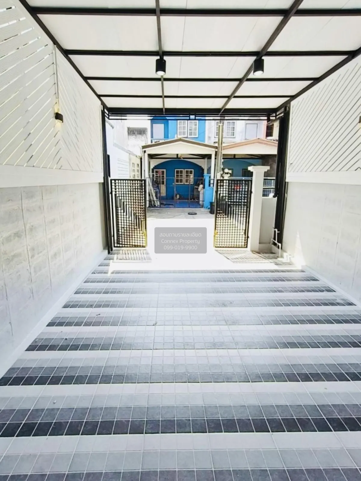 For Sale Townhouse/Townhome  , Priap Thong 2 , corner unit , newl 3