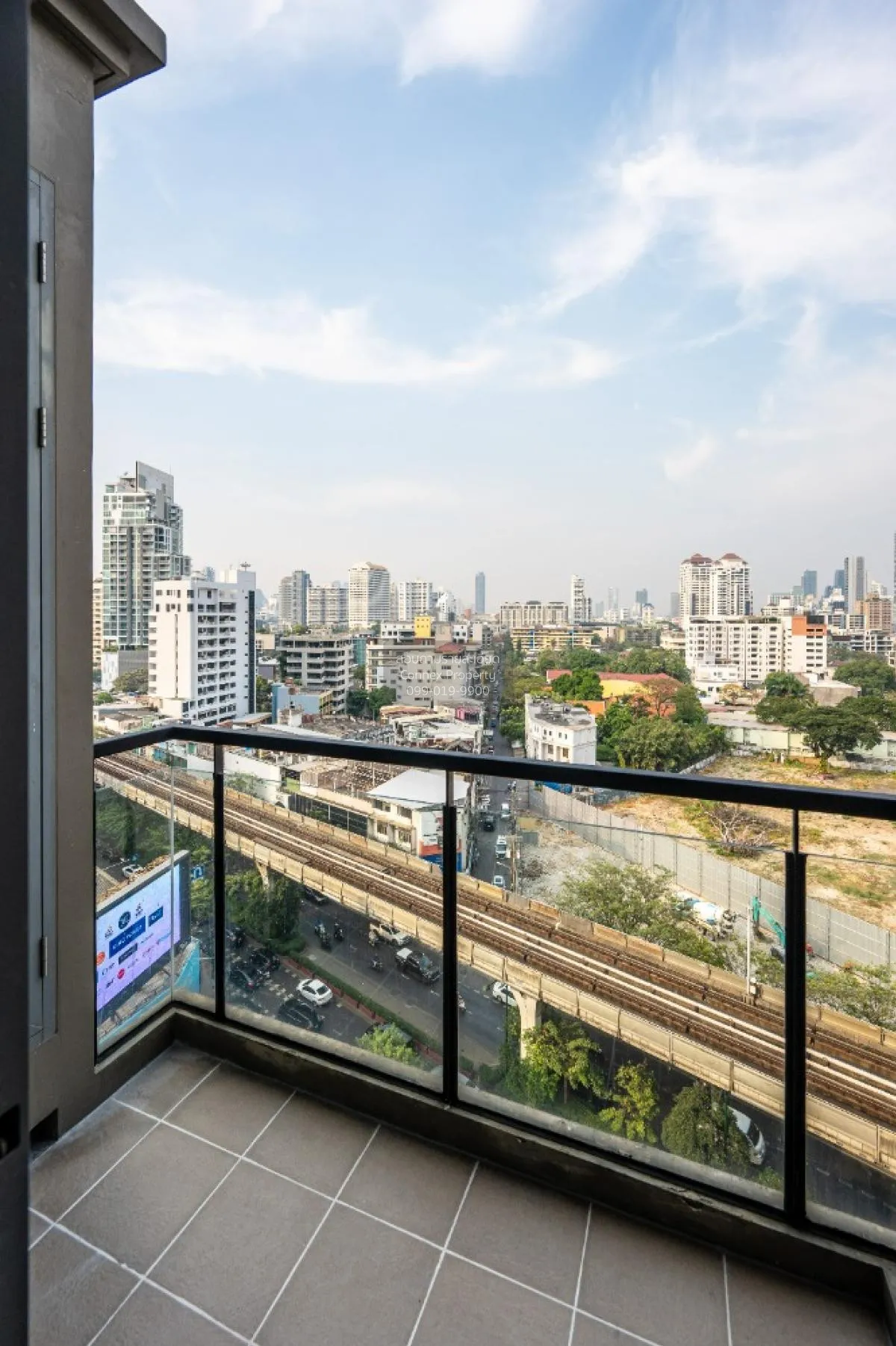 ขายคอนโด  เดอะ เครสท์ สุขุมวิท 34 BTS-ทองหล่อ คลองตัน เขต คลองเตย