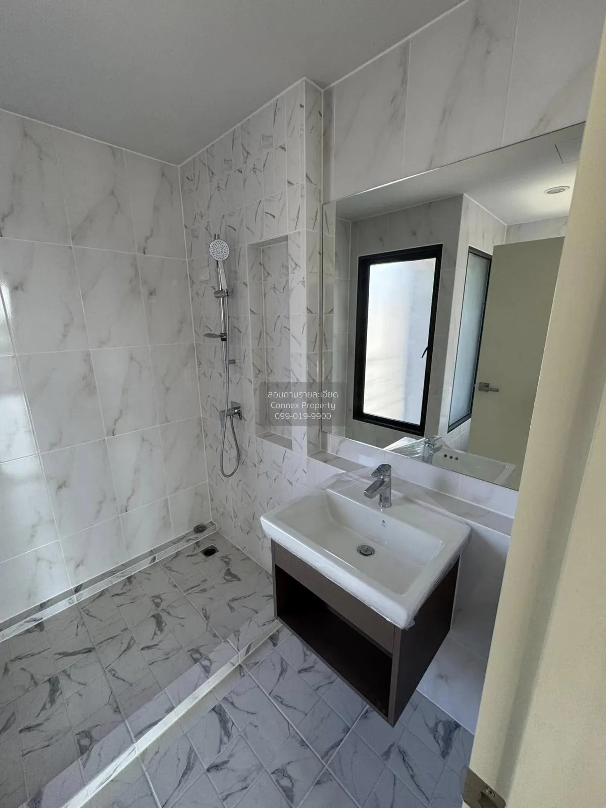 เช่าทาวน์เฮ้าส์/ทาวน์โฮม  บ้านกลางเมือง พหลฯ - รามอินทรา ท่าแร้ง 