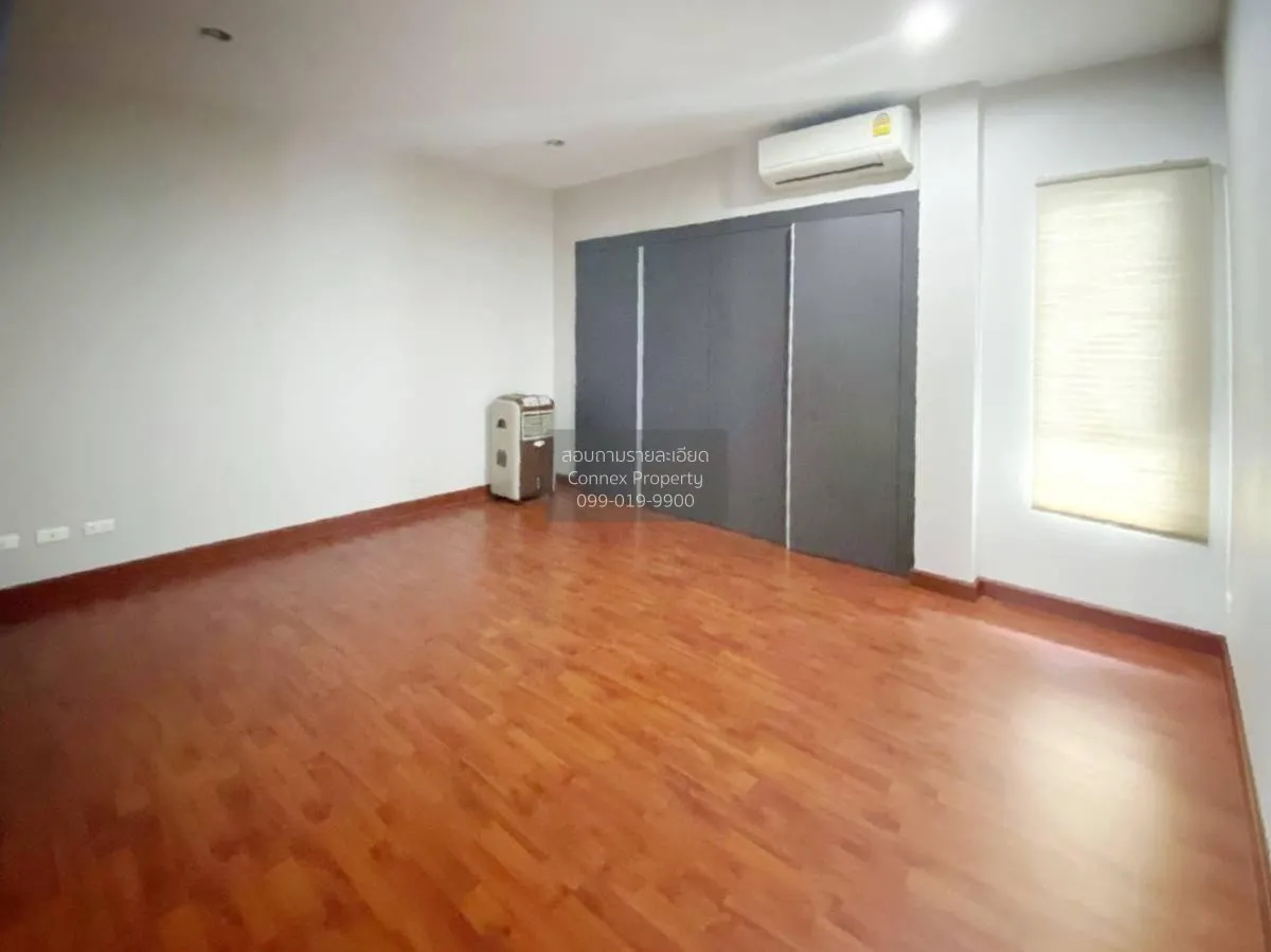 For Rent Townhouse/Townhome  , Leon Sukhumvit 62 , BTS-Bang Chak 