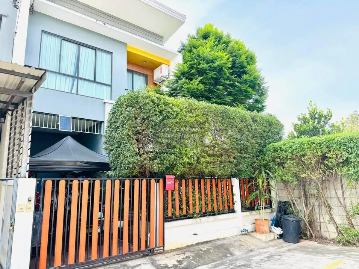 For Sale Townhouse/Townhome  , The O Zone Petchkasem 53 , corner  1