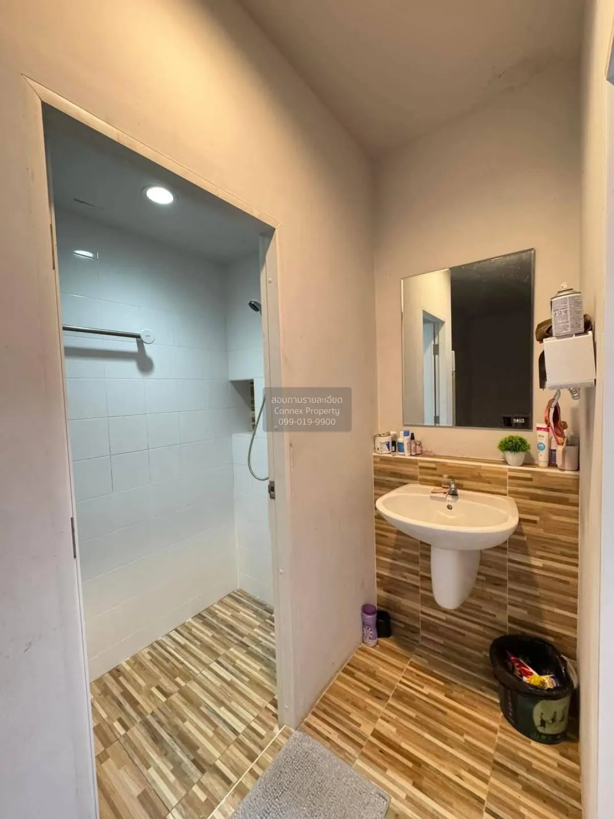 For Sale Townhouse/Townhome  , The O Zone Petchkasem 53 , corner 