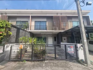 ขายทาวน์เฮ้าส์/ทาวน์โฮม  เดอะ คอนเนค อ่อนนุช - วงแหวน ดอกไม้ เขต ประเวศ กรุงเทพ CX-115582