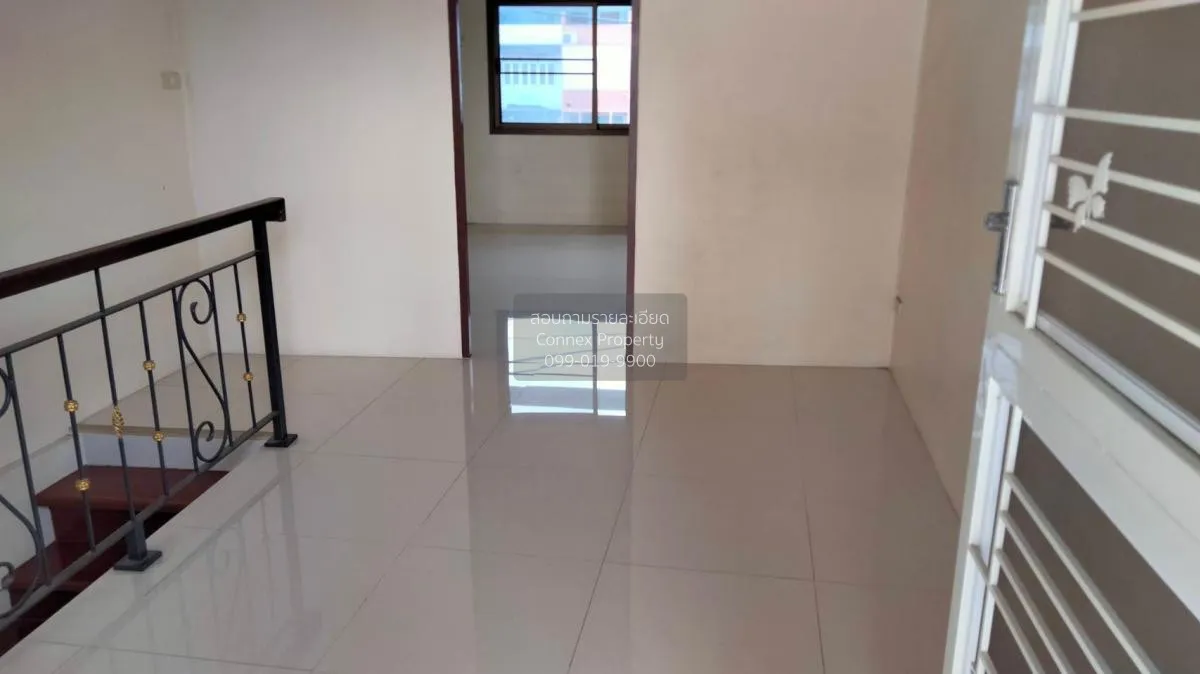 ขายขายอาคารพานิชย์ ถนนใหญ่ย่านฝั่งธน ใกล้สี่เเยกมไหสวรรค์ ดาวคะนอ