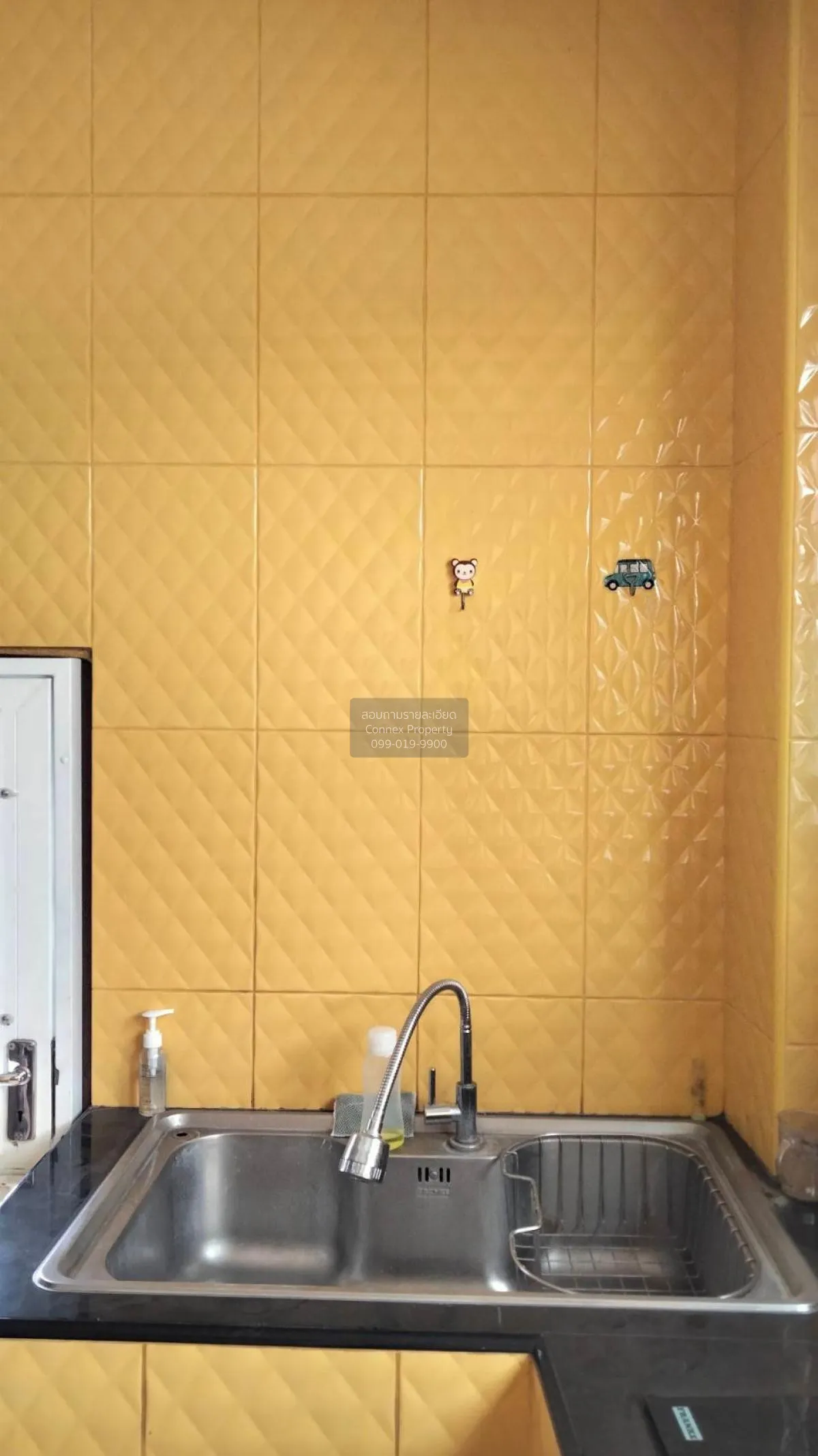 ขายขายอาคารพานิชย์ ถนนใหญ่ย่านฝั่งธน ใกล้สี่เเยกมไหสวรรค์ ดาวคะนอ