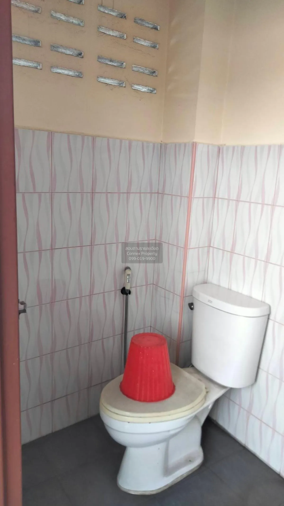 ขายขายอาคารพานิชย์ ถนนใหญ่ย่านฝั่งธน ใกล้สี่เเยกมไหสวรรค์ ดาวคะนอ