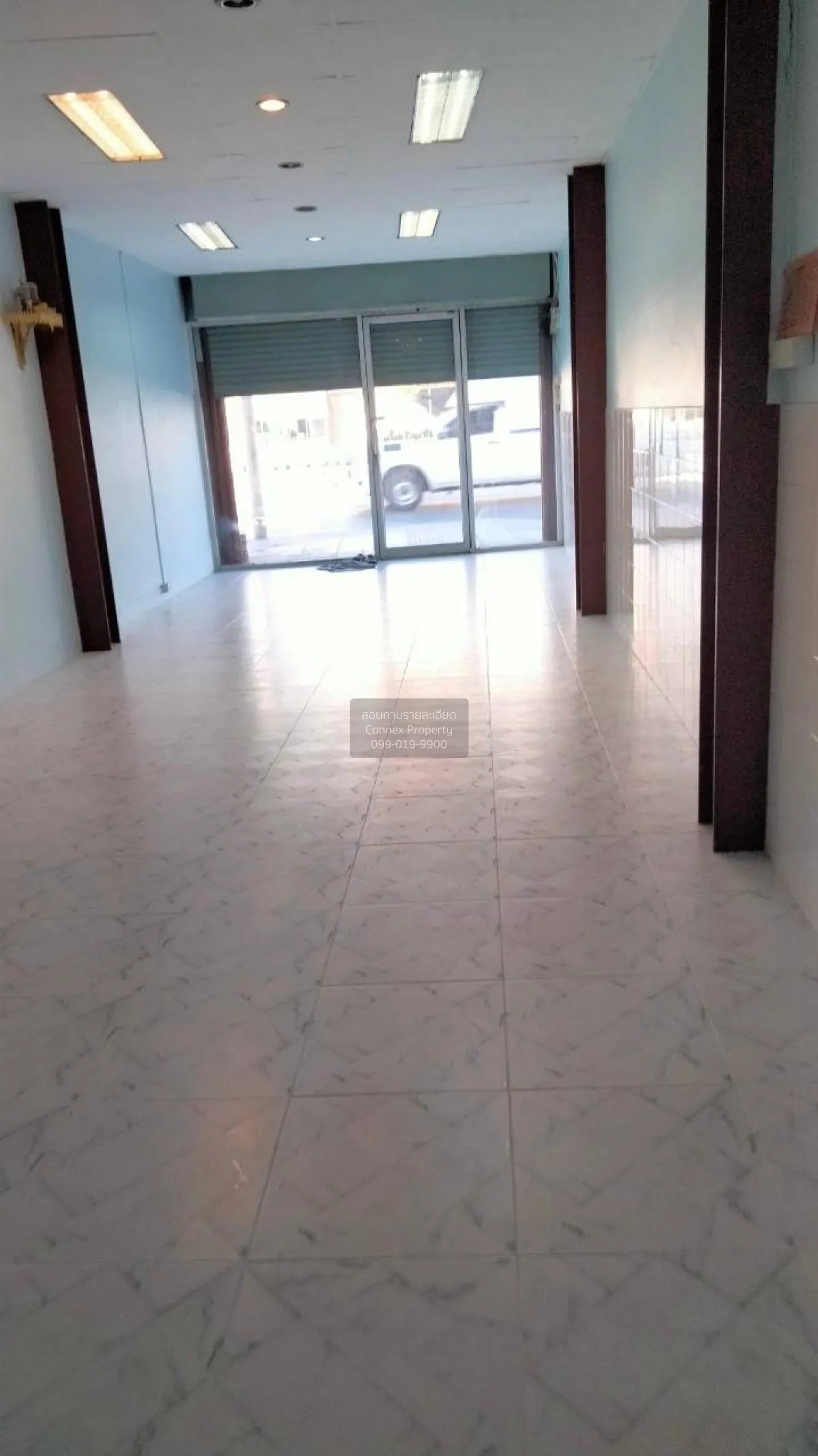 ขาย ขายอาคารพาณิชย์ ถนนสายหลัก ย่านธนบุรี ใกล้สี่แยกมหาสวรรค์ ดาว 3