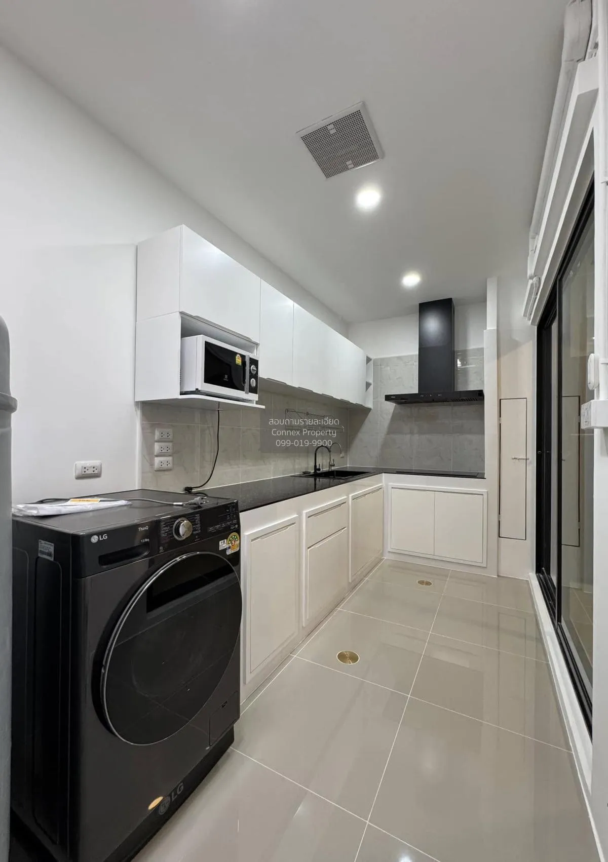 For Rent Townhouse/Townhome  , Q Prime Sukhumvit 77 , MRT-Si Nut 