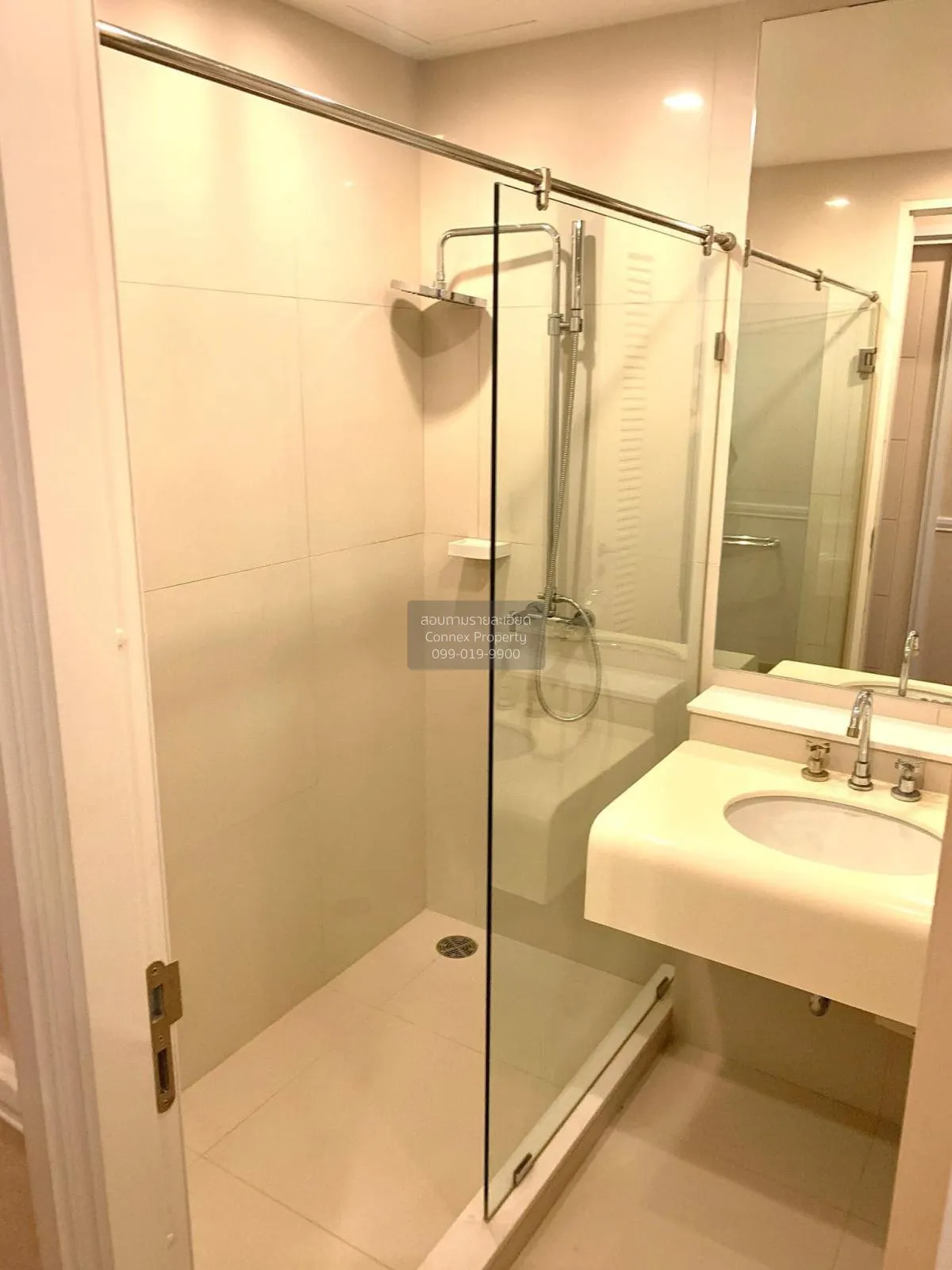 ขายคอนโด  ไอวี สาทร BTS-ช่องนนทรี สีลม เขต บางรัก กรุงเทพ CX-1157