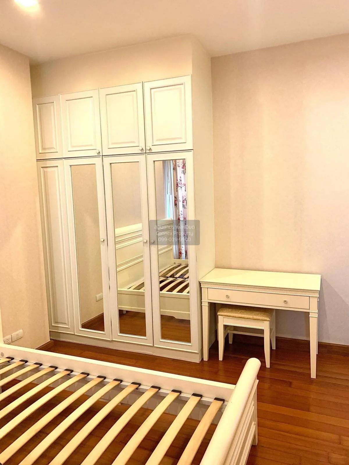 ขายคอนโด  ไอวี สาทร BTS-ช่องนนทรี สีลม เขต บางรัก กรุงเทพ CX-1157