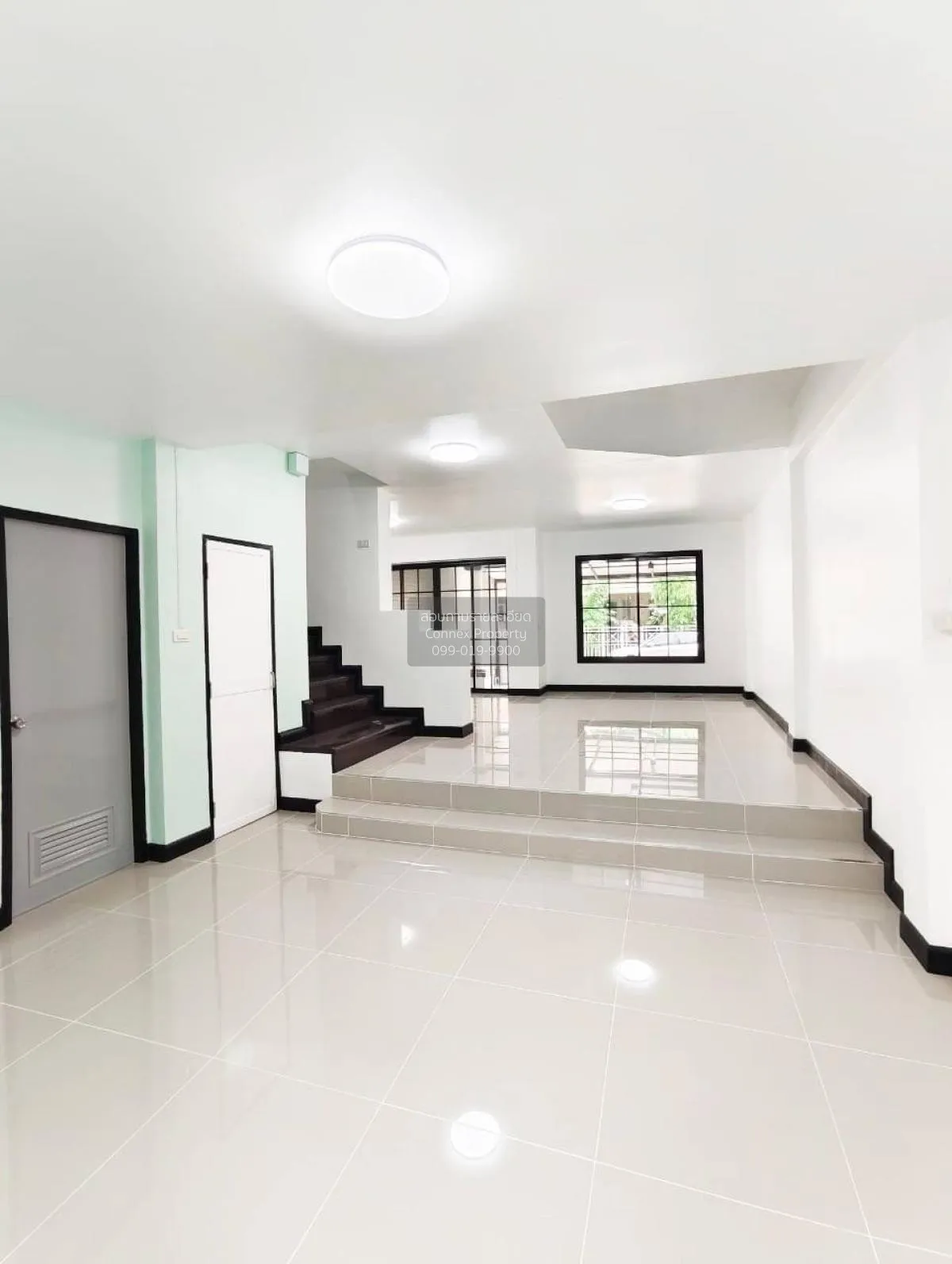 For Sale Townhouse/Townhome  , Maneerin Lake & Park Ratchaphruek 