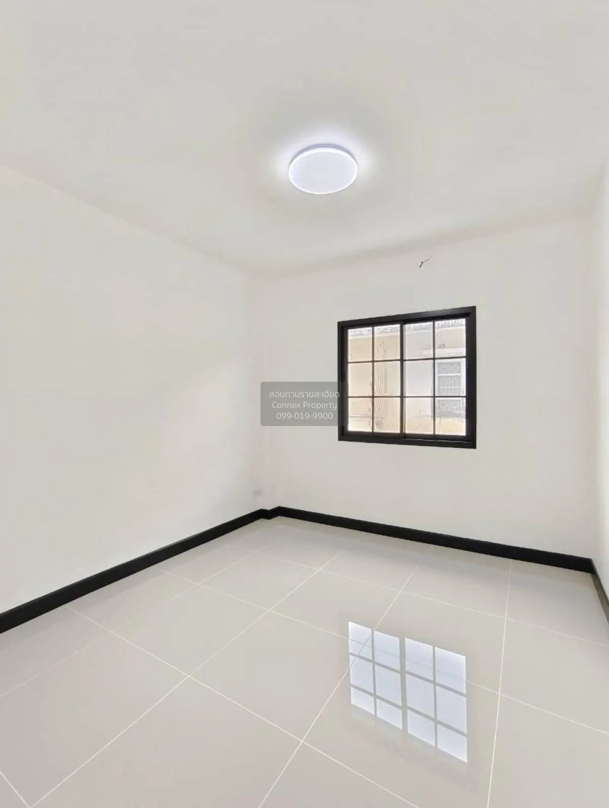 For Sale Townhouse/Townhome  , Maneerin Lake & Park Ratchaphruek 