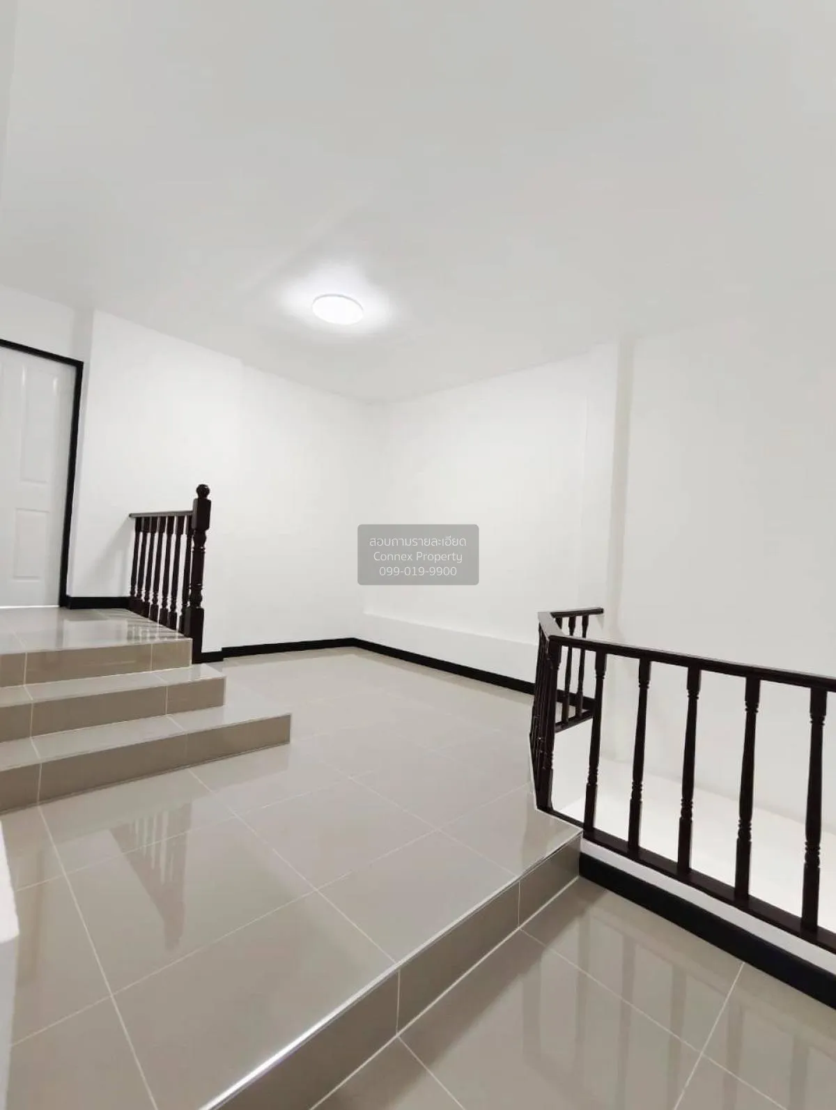 For Sale Townhouse/Townhome  , Maneerin Lake & Park Ratchaphruek 