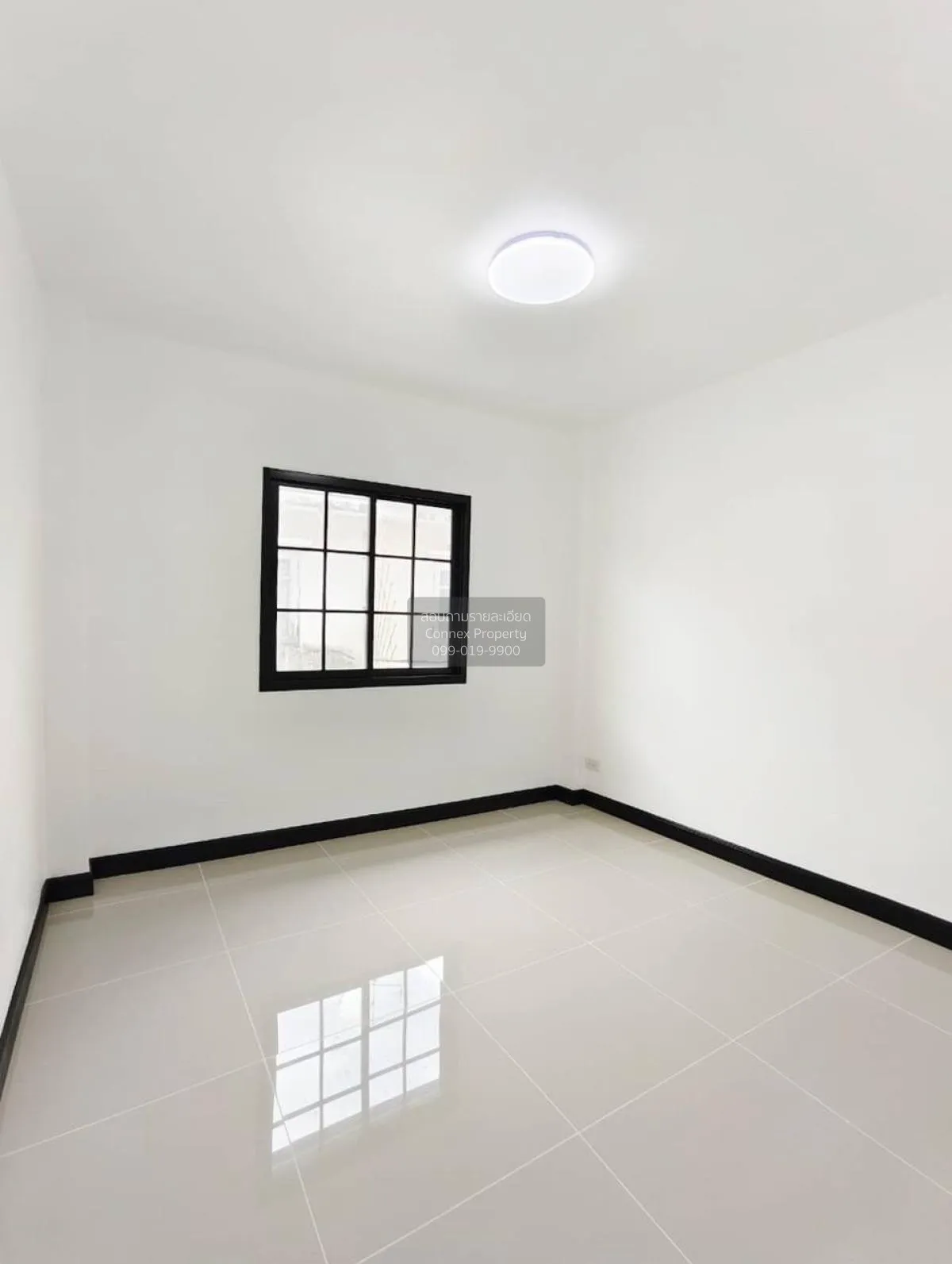 For Sale Townhouse/Townhome  , Maneerin Lake & Park Ratchaphruek 