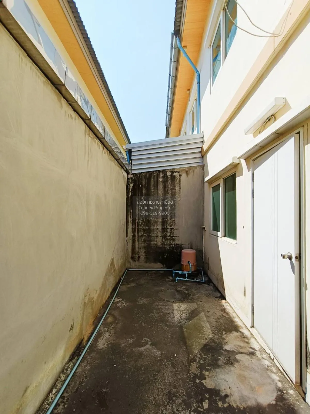 ขายทาวน์เฮ้าส์/ทาวน์โฮม  โกลเด้น ทาวน์ พระราม 2 ห้องมุม หน้ากว้าง