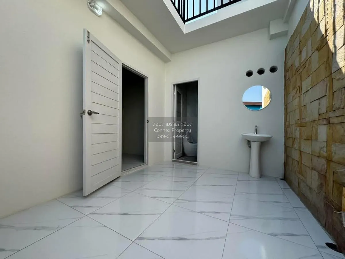 For Sale House , Baan Sintawee Suanthon 2 , wide frontage , newly