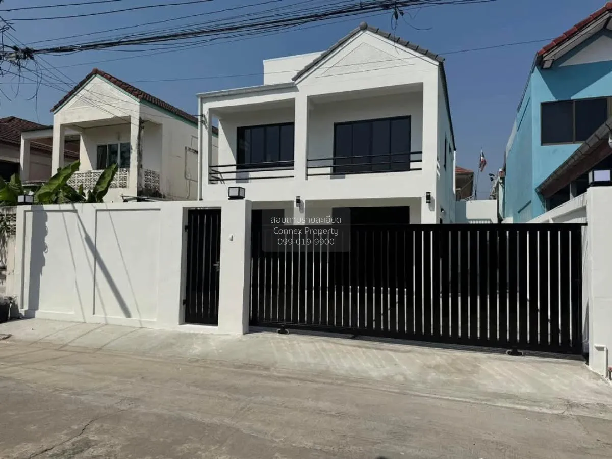 For Sale House , Baan Sintawee Suanthon 2 , wide frontage , newly 2
