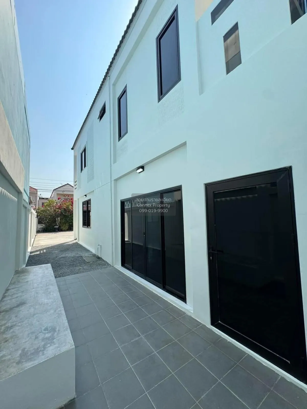 For Sale House , Baan Sintawee Suanthon 2 , wide frontage , newly