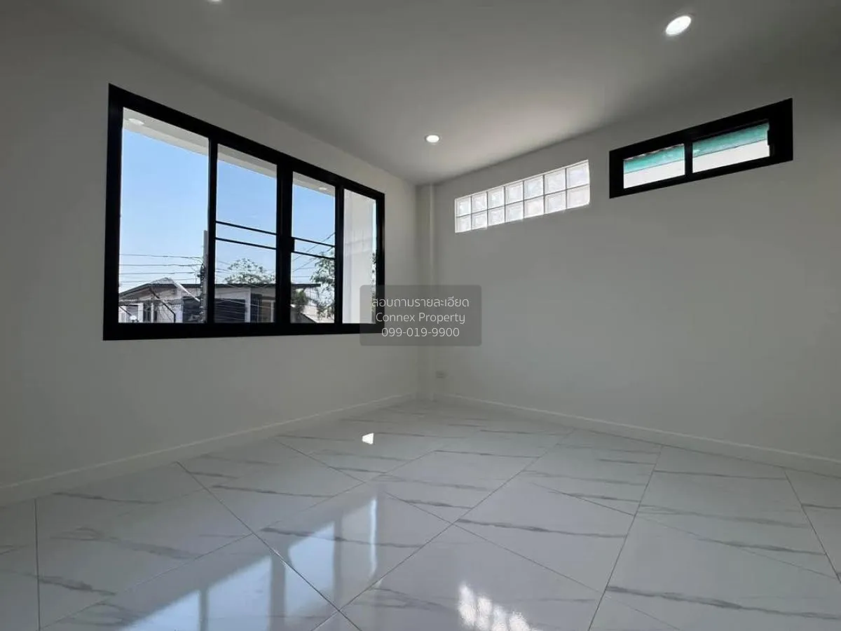 For Sale House , Baan Sintawee Suanthon 2 , wide frontage , newly