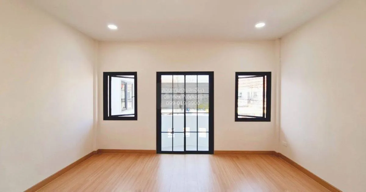 For Sale Townhouse/Townhome  , Asia Home Town , newly renovated ,