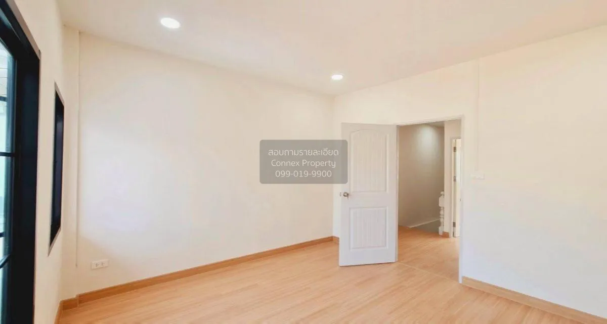 For Sale Townhouse/Townhome  , Asia Home Town , newly renovated ,