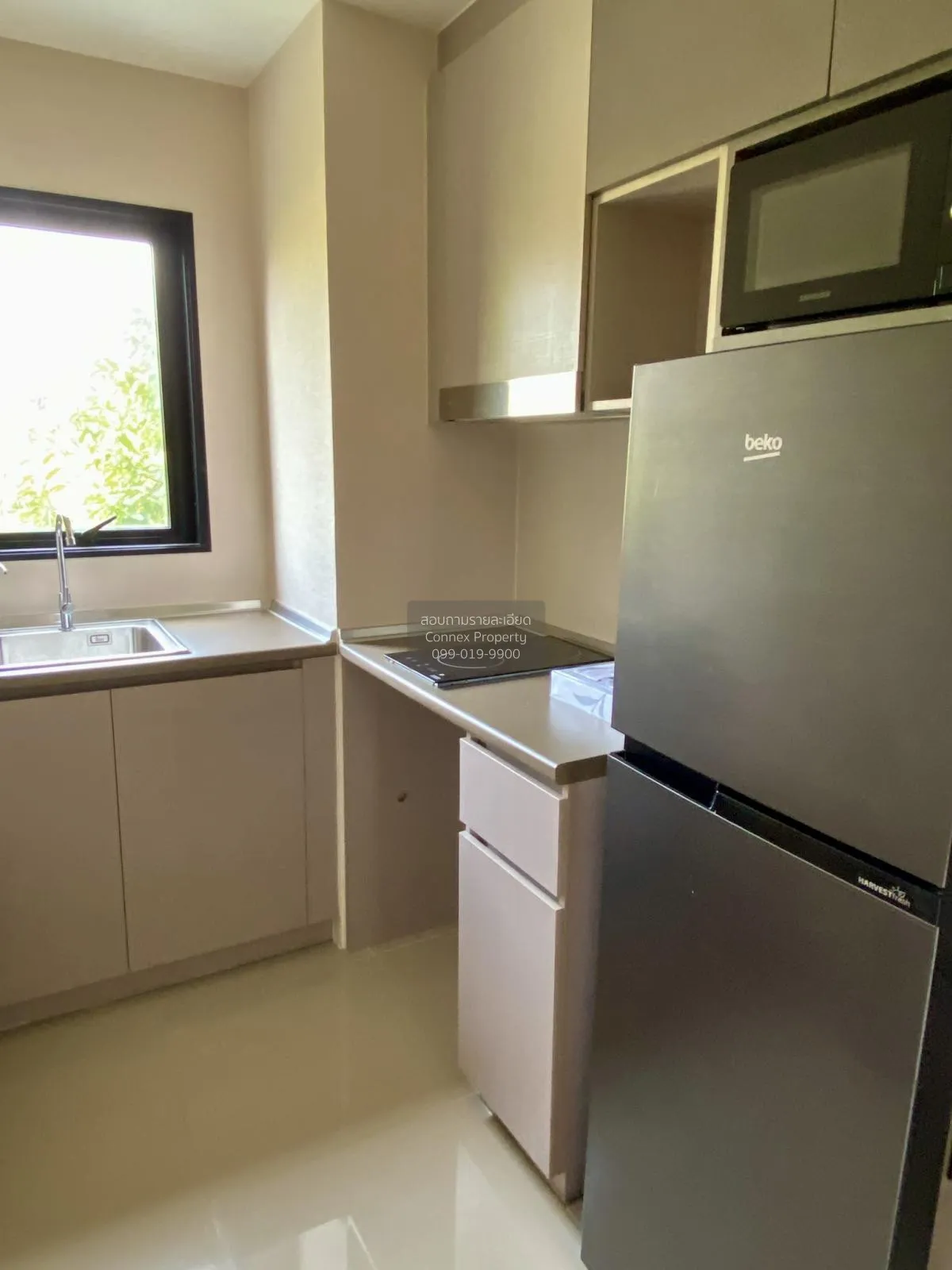 For Sale Condo , Aspire Sukhumvit - Onnut , nice view , corner un