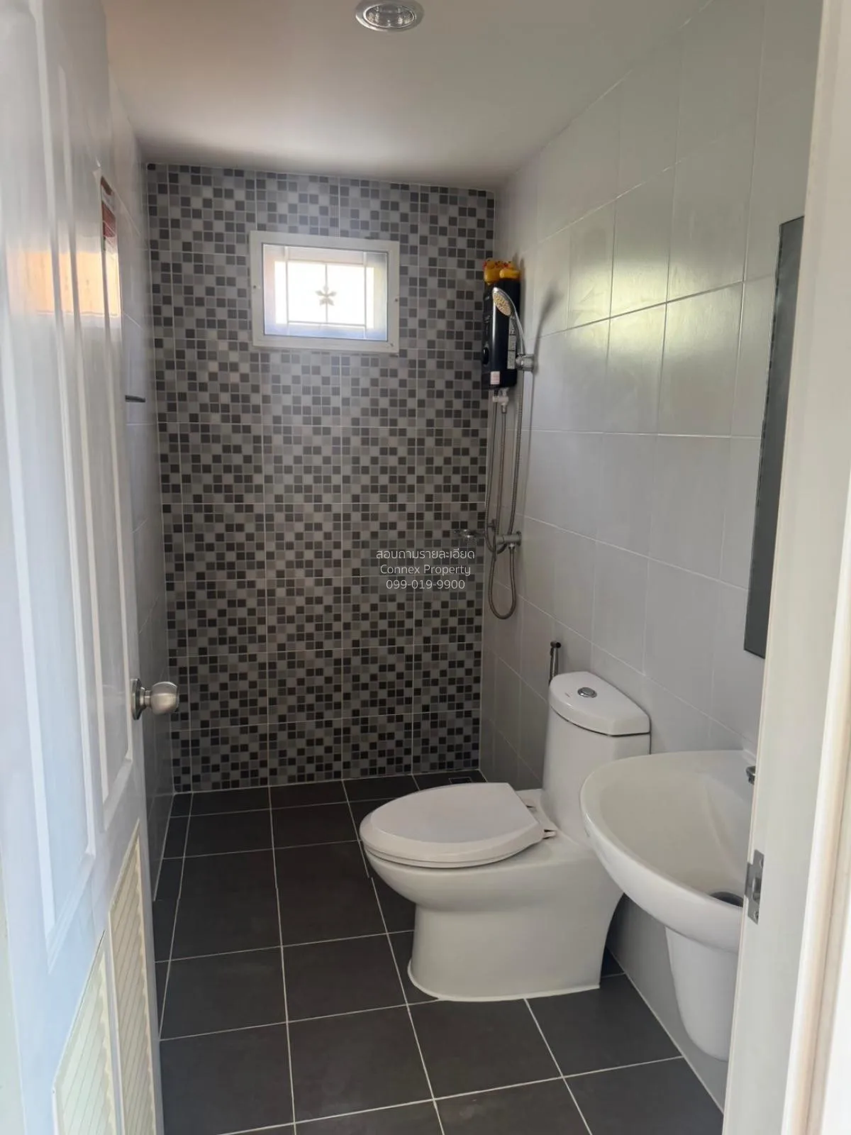 ขายทาวน์เฮ้าส์/ทาวน์โฮม  เจเอสพี ซิตี้ รังสิต - คลอง 1 ประชาธิปัต 4