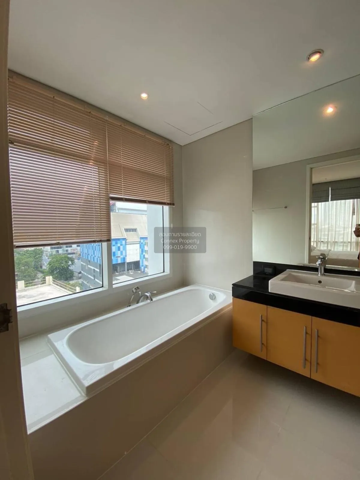 เช่าคอนโด  ฟลูเลอตัน สุขุมวิท BTS-เอกมัย คลองตันเหนือ เขต วัฒนา ก