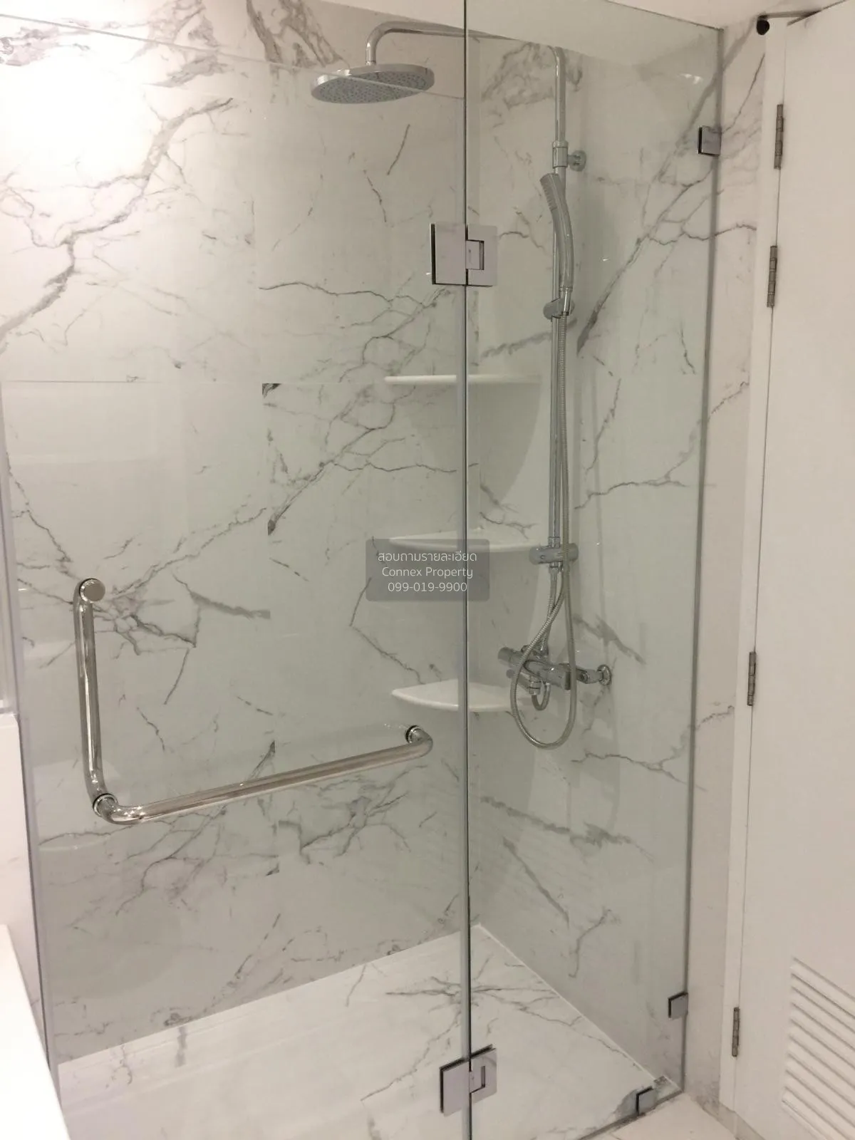 ขายคอนโด  รอยัล คาสเทิล BTS-พร้อมพงษ์ คลองเตยเหนือ เขต วัฒนา กรุง