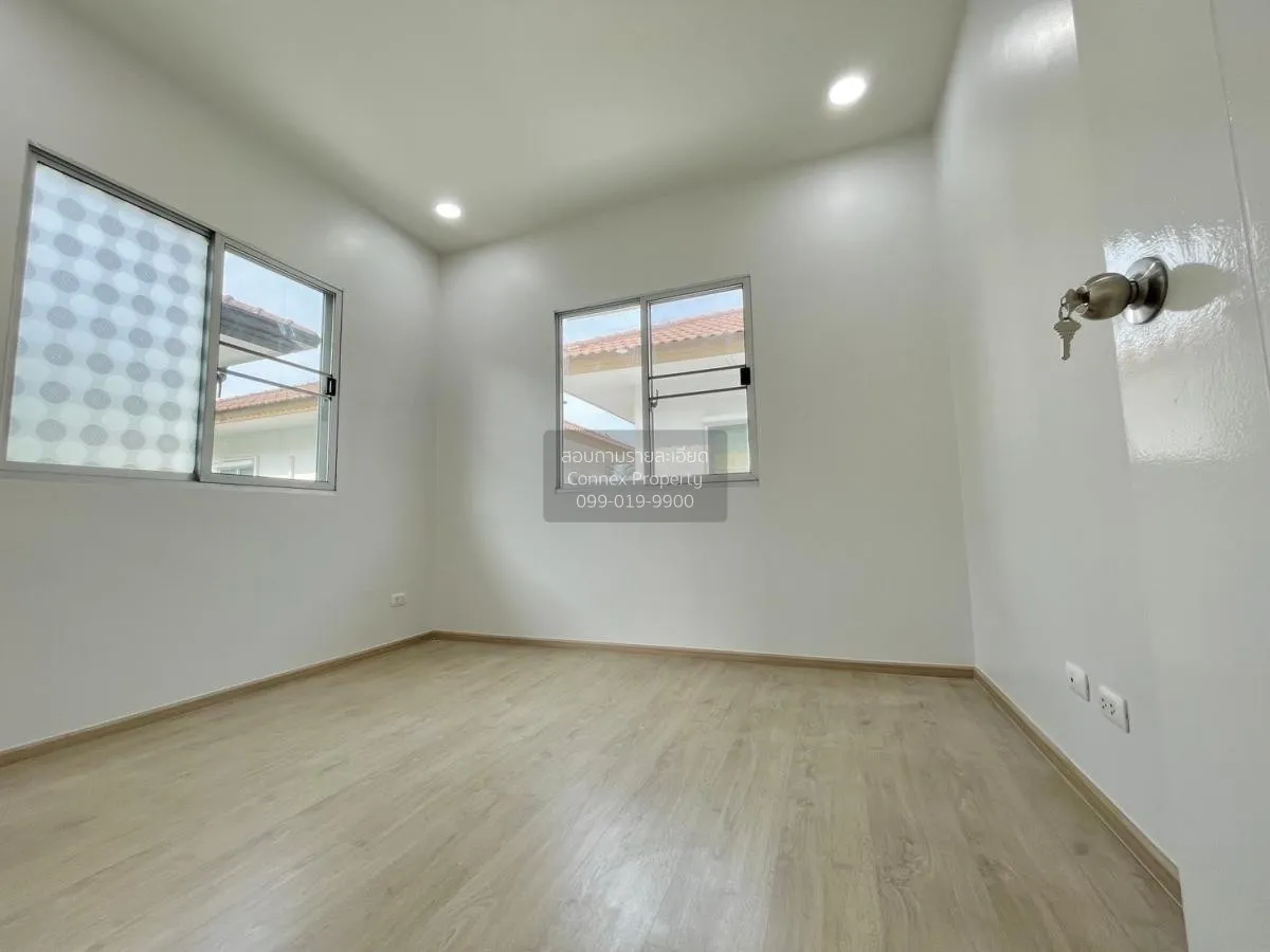 For Sale House , Atoll Maldives Beach Namdaeng-Bang Phli , Bang P