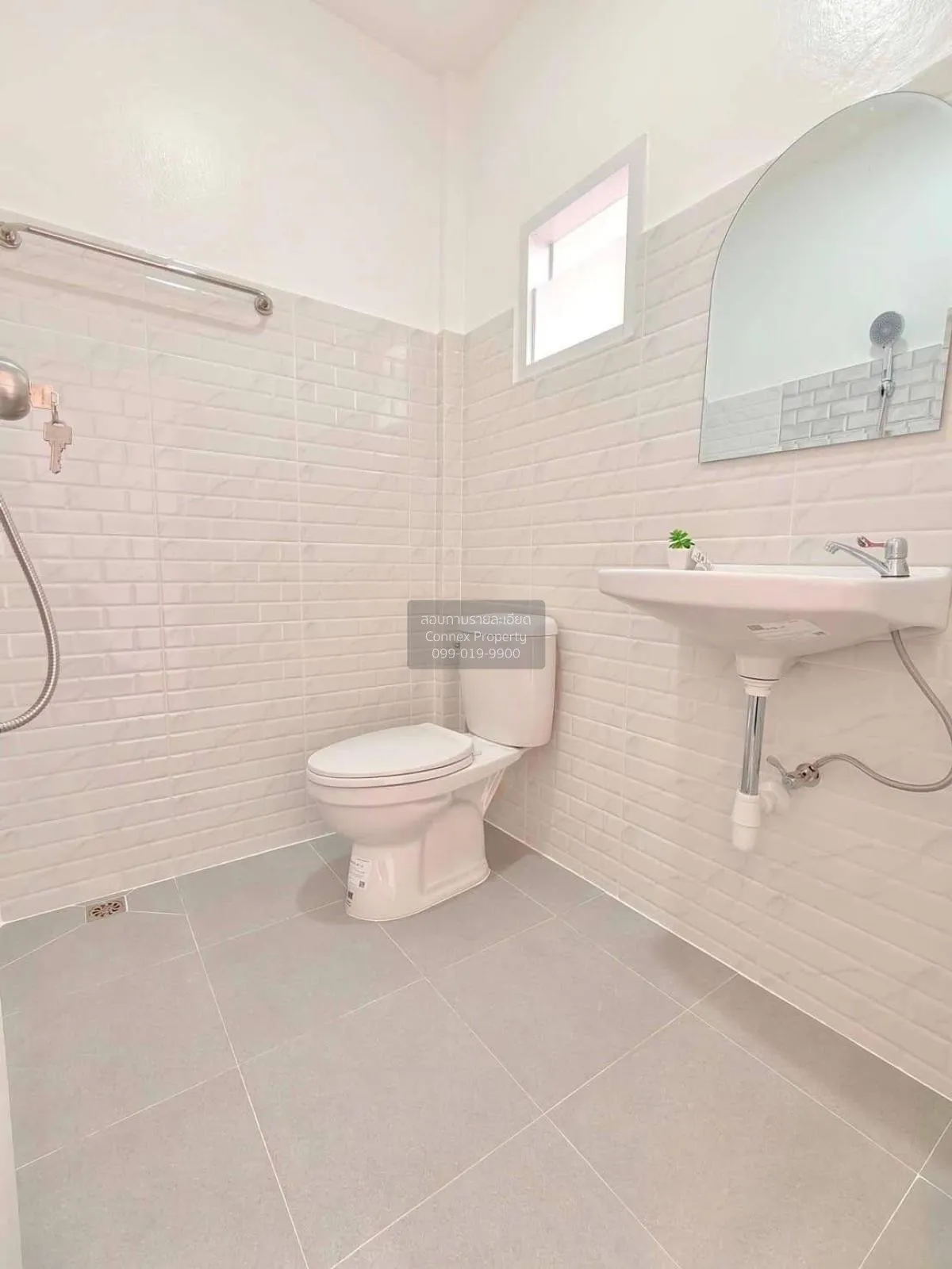 ขายทาวน์เฮ้าส์/ทาวน์โฮม  บ้านบัวทอง 4 บ้านกล้วย-ไทรน้อย รีโนเวทให