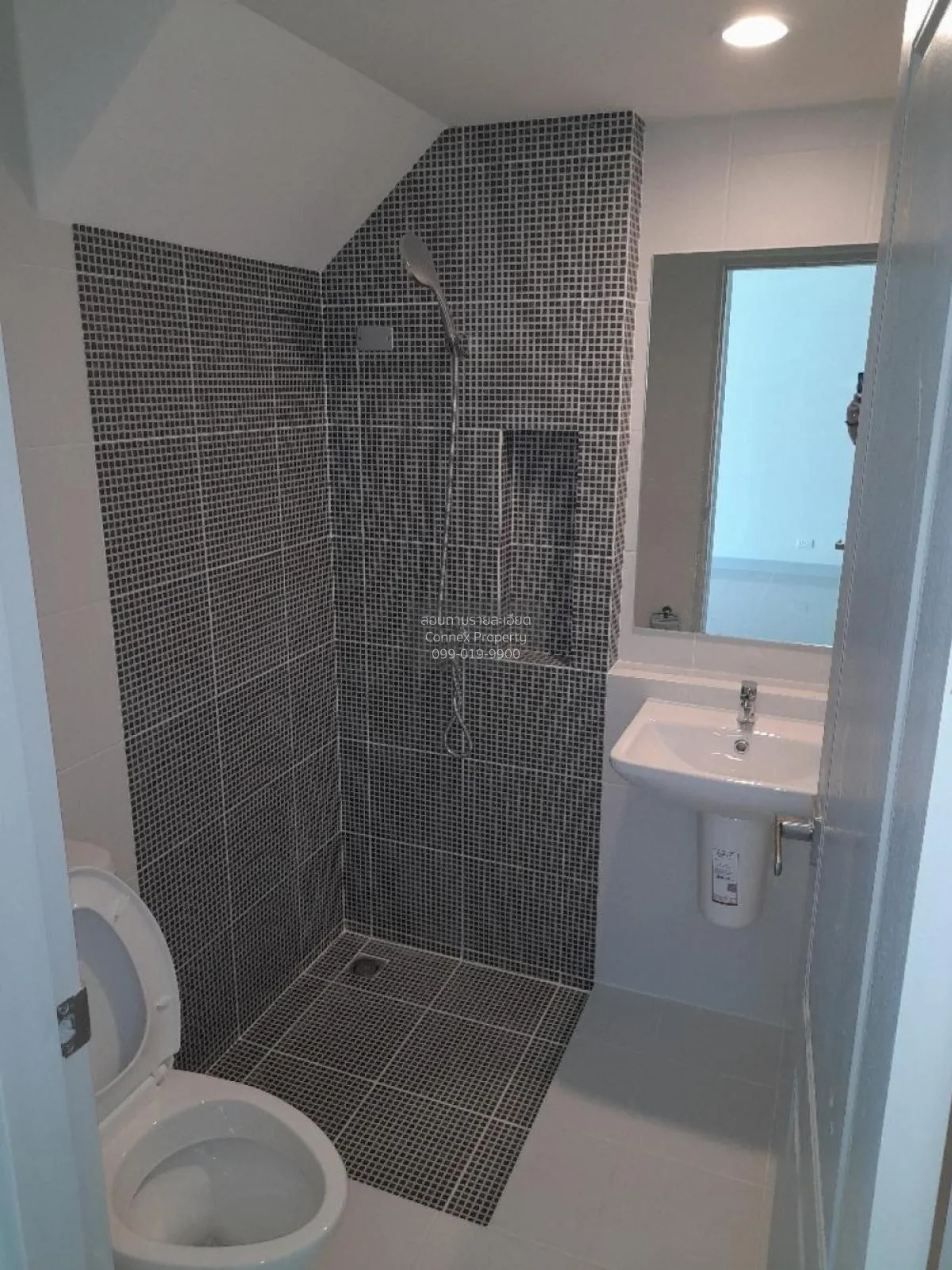 For Rent Townhouse/Townhome  , Grande Pleno Phahol - Rangsit , Kh