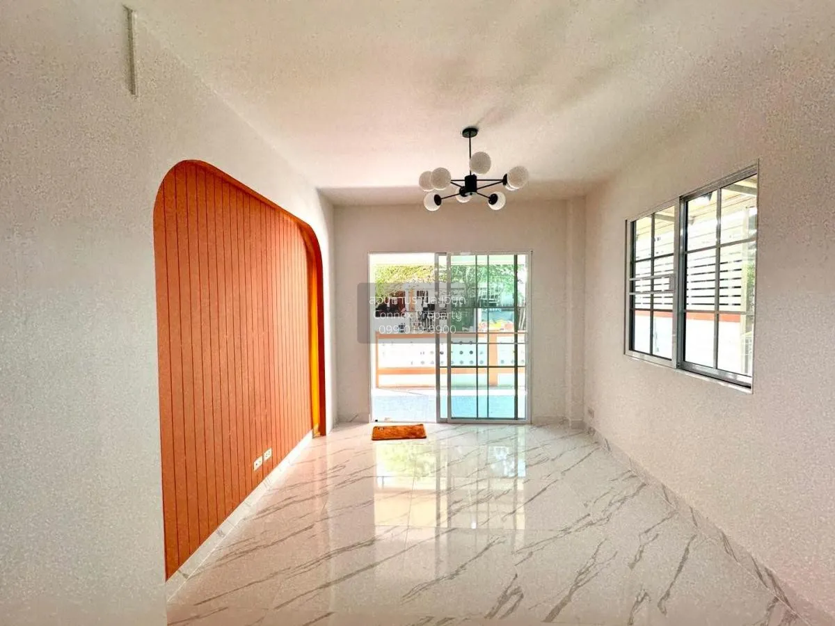 ขายทาวน์เฮ้าส์/ทาวน์โฮม  อู่ทองเพลส 5 รีโนเวทใหม่ คูคต ลำลูกกา ปท