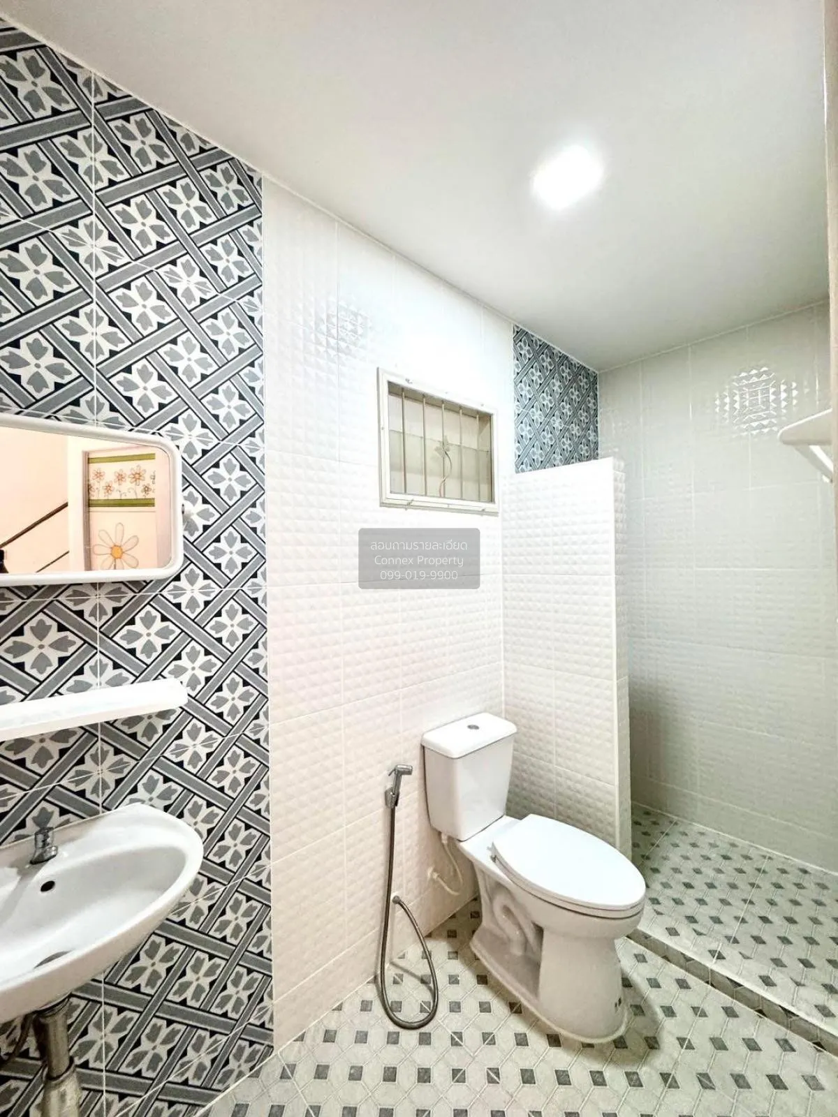 ขายทาวน์เฮ้าส์/ทาวน์โฮม  อู่ทองเพลส 5 รีโนเวทใหม่ คูคต ลำลูกกา ปท