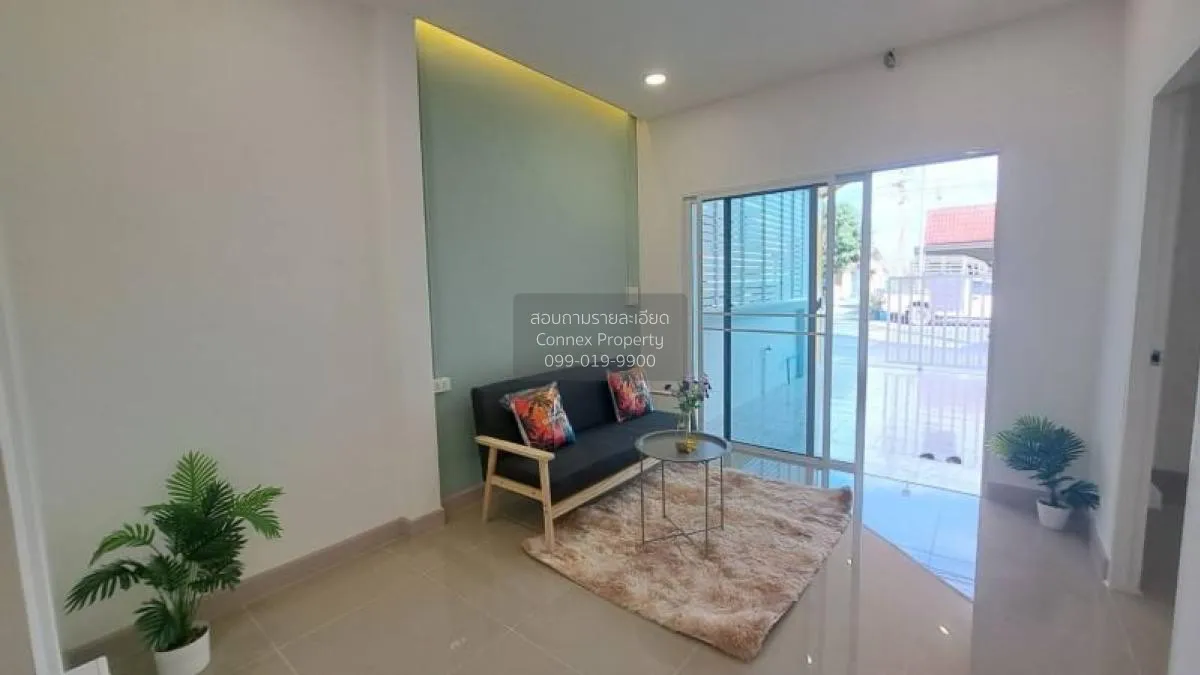 ขายทาวน์เฮ้าส์/ทาวน์โฮม  บ้านเรือนสุข 2 ห้องมุม รีโนเวทใหม่ ลำผัก 3