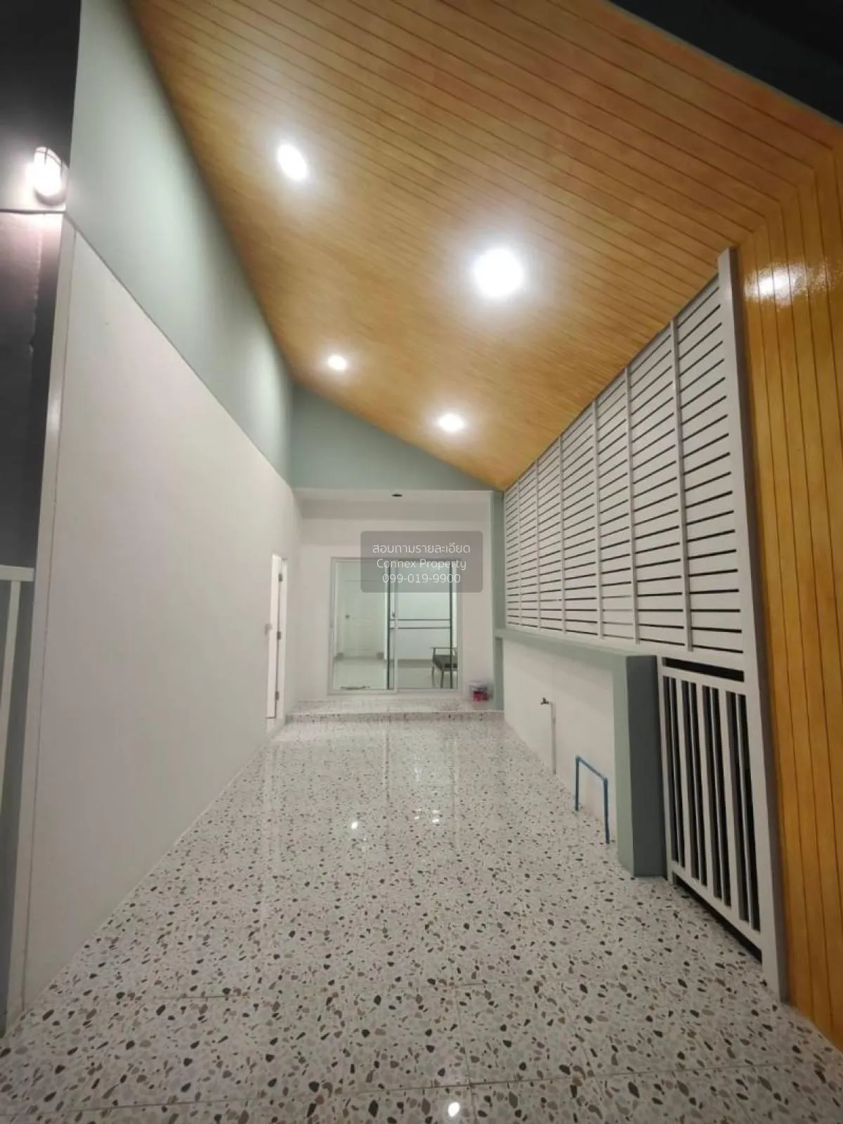 ขายทาวน์เฮ้าส์/ทาวน์โฮม  บ้านเรือนสุข 2 ห้องมุม รีโนเวทใหม่ ลำผัก