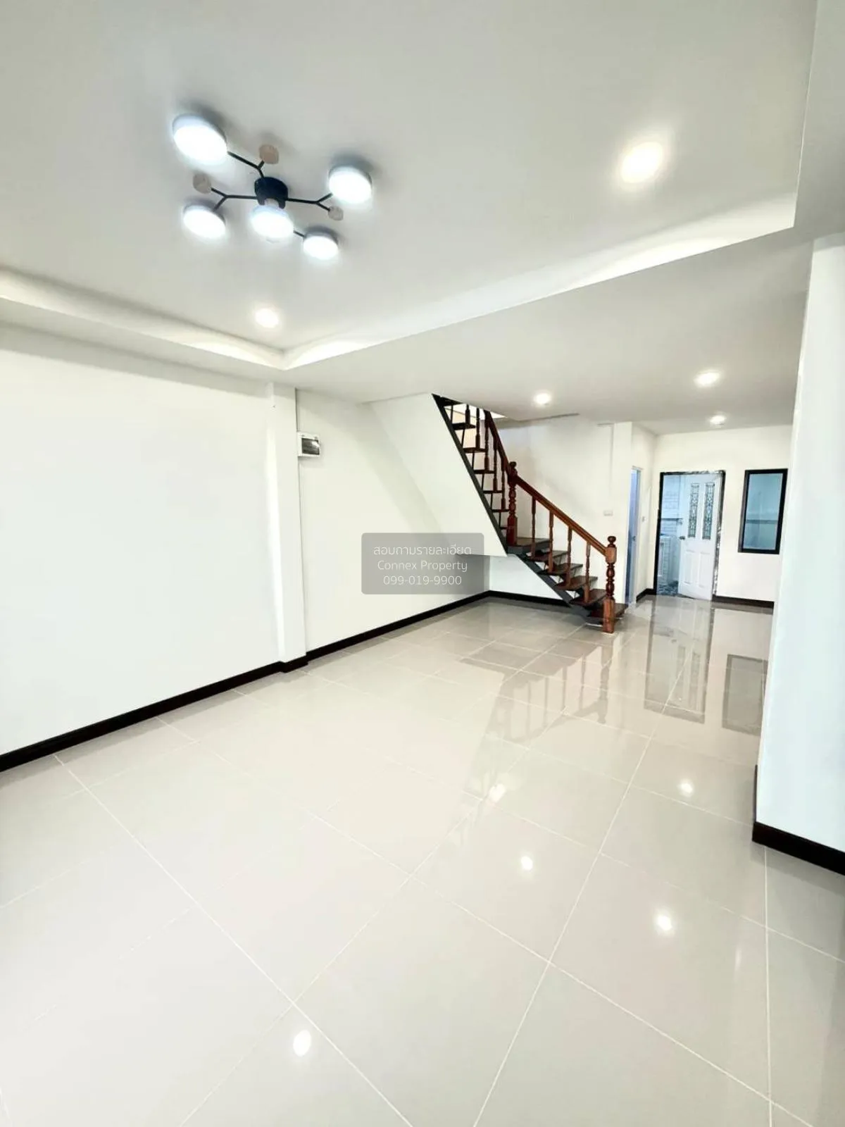 ขายทาวน์เฮ้าส์/ทาวน์โฮม  เพชรเกษมไพลิน รีโนเวทใหม่ อ้อมน้อย กระทุ 4