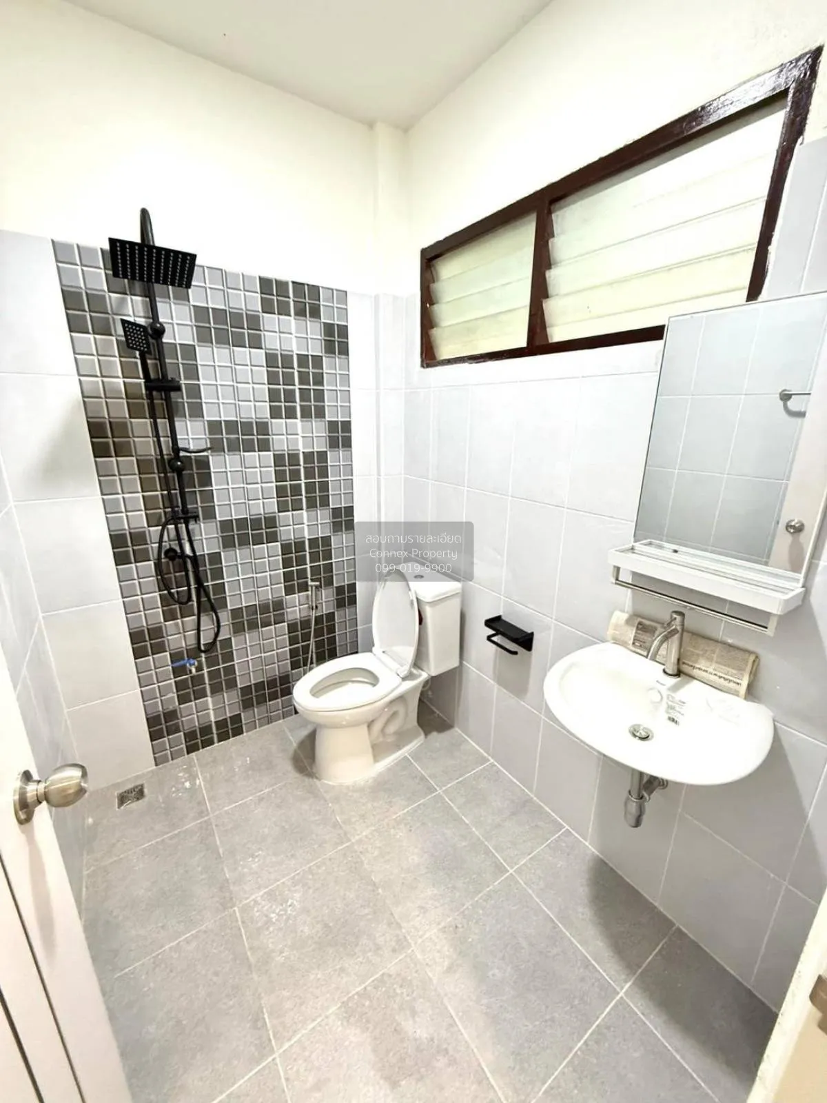 ขายทาวน์เฮ้าส์/ทาวน์โฮม  เพชรเกษมไพลิน รีโนเวทใหม่ อ้อมน้อย กระทุ