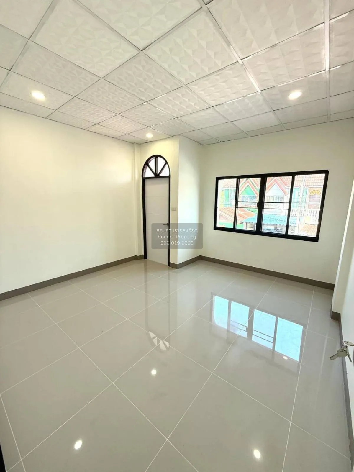 ขายทาวน์เฮ้าส์/ทาวน์โฮม  เพชรเกษมไพลิน รีโนเวทใหม่ อ้อมน้อย กระทุ