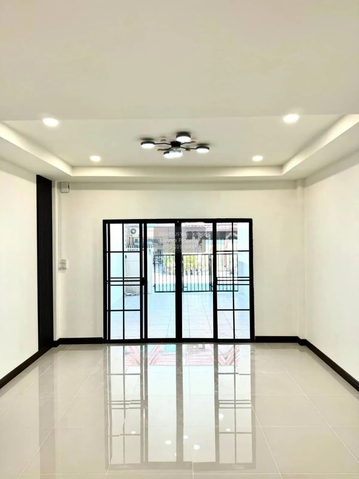 ขายทาวน์เฮ้าส์/ทาวน์โฮม  เพชรเกษมไพลิน รีโนเวทใหม่ อ้อมน้อย กระทุ