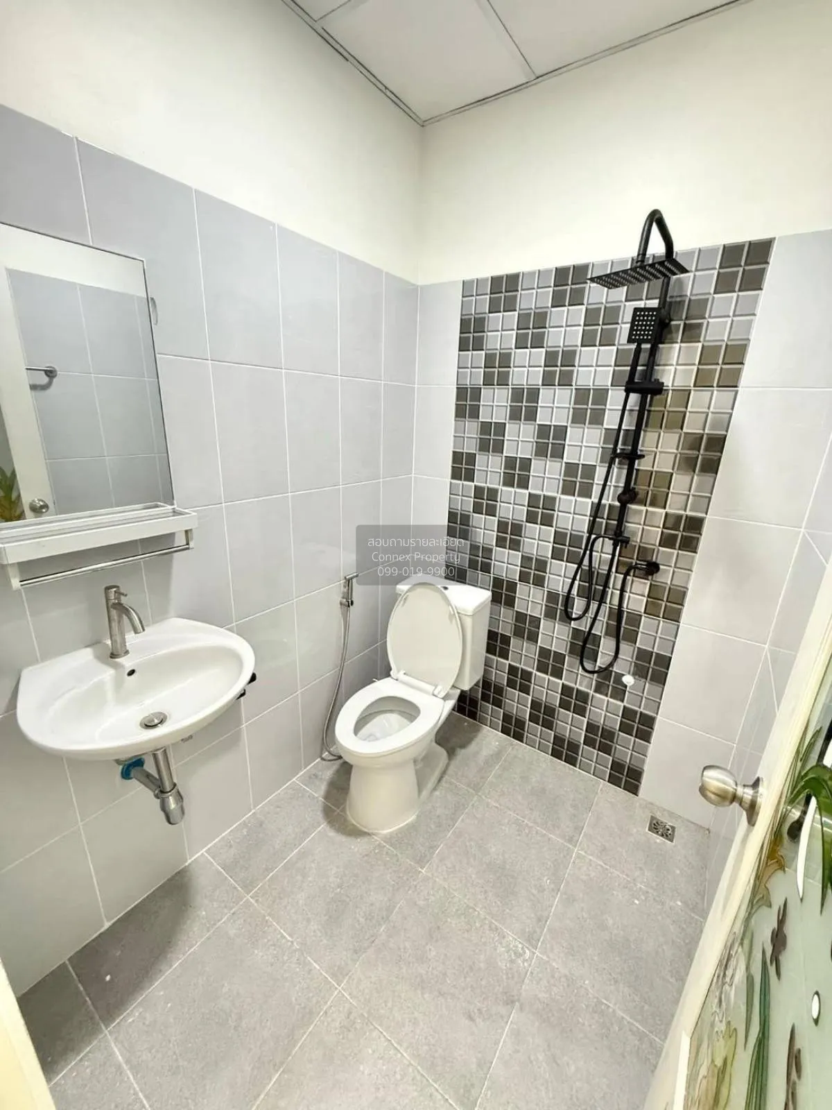 ขายทาวน์เฮ้าส์/ทาวน์โฮม  เพชรเกษมไพลิน รีโนเวทใหม่ อ้อมน้อย กระทุ