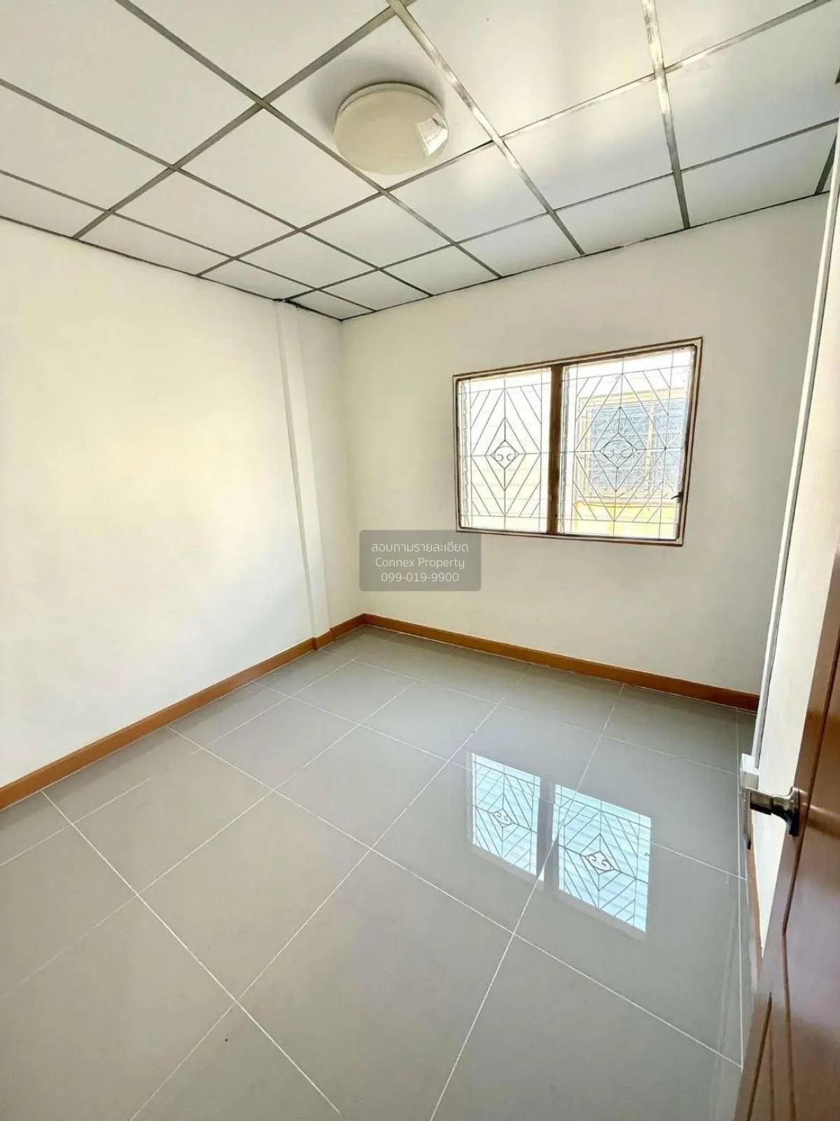 ขายทาวน์เฮ้าส์/ทาวน์โฮม  บ้านสวนเลขที่ 5 รีโนเวทใหม่ ท่าทราย เมือ